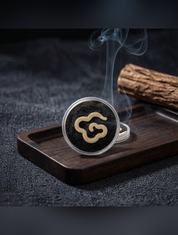 Natural Agarwood Cloud Incense | No Binder | 16 Pieces